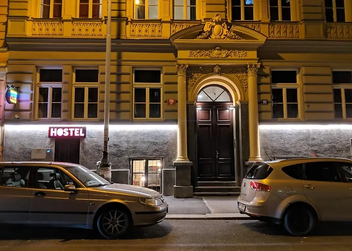 Clown And Bard Hostel Praag